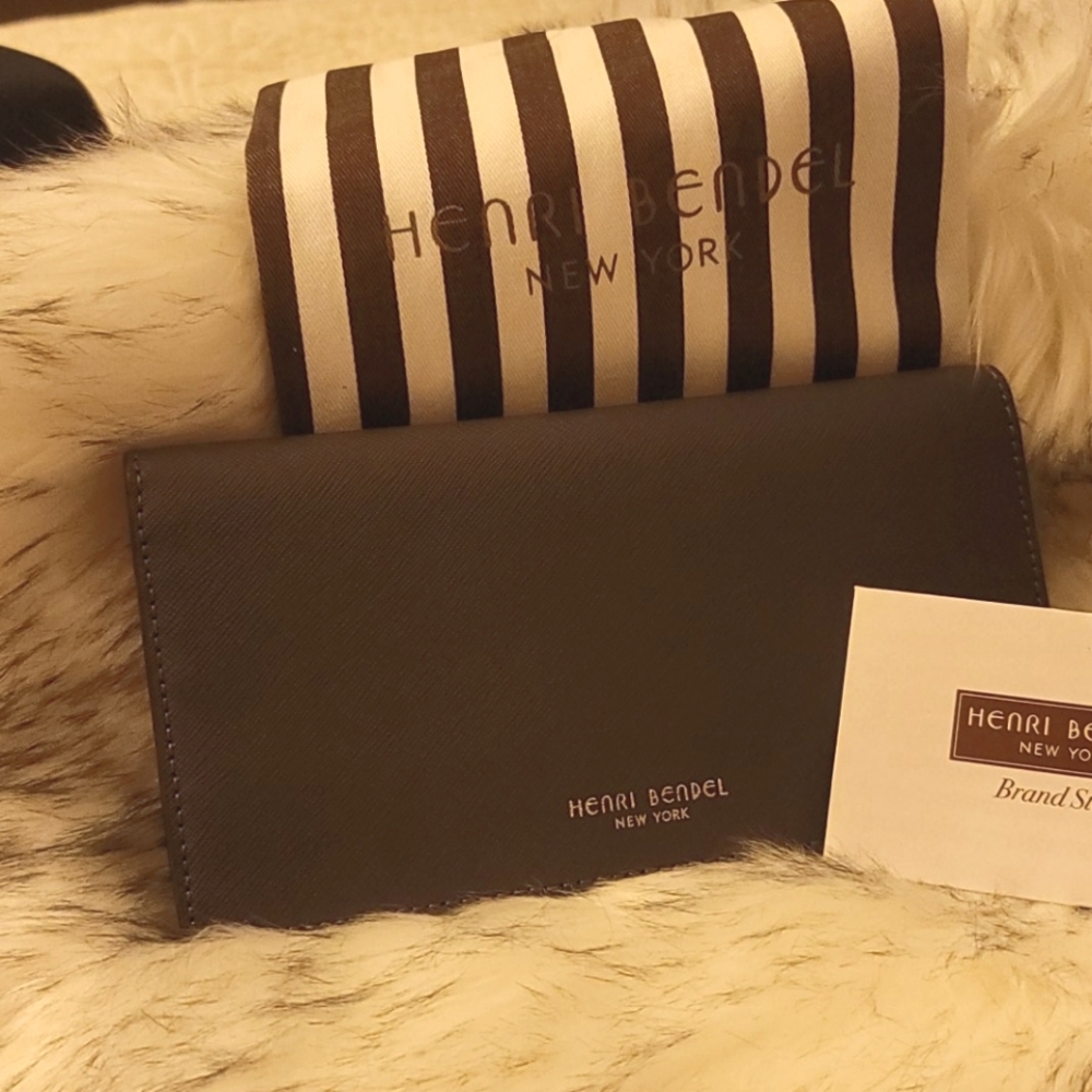 HENRI BENDEL WALLET